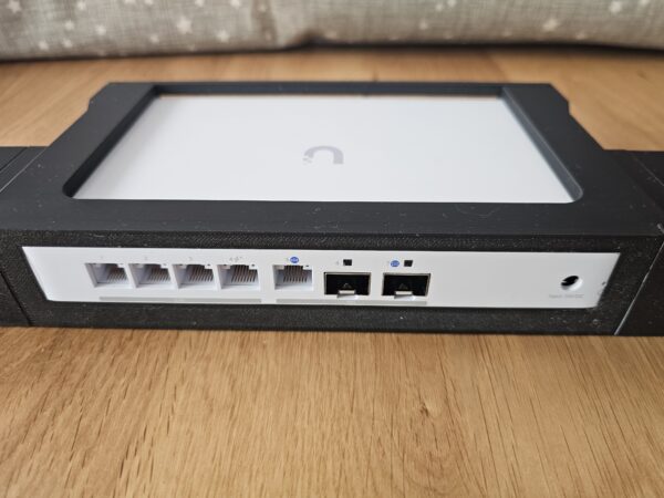 Ubiquiti UniFi UCG-Fiber 19" 1U Rack Mount (Cloud Gateway Fiber) - Image 6