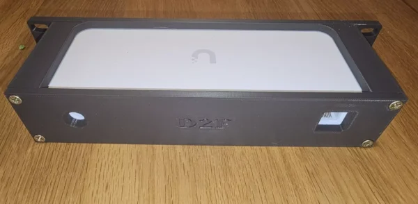 Ubiquiti Unifi USW-Ultra 10" 1U Rack Mount - Image 2